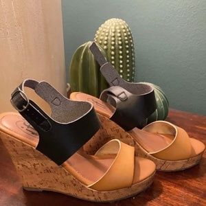 Two Tone Wedges Size 6